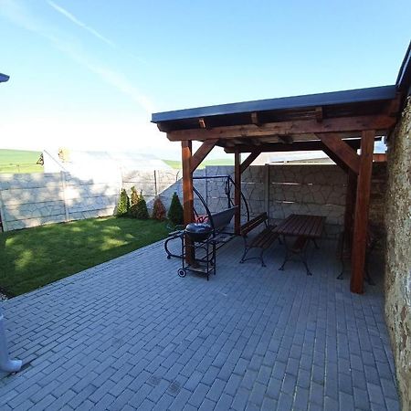 Apartman Julrich Vrbov Exteriér fotografie