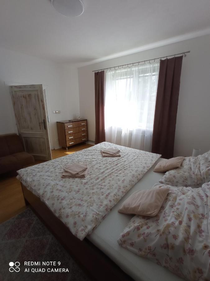 Apartman Julrich Vrbov Exteriér fotografie