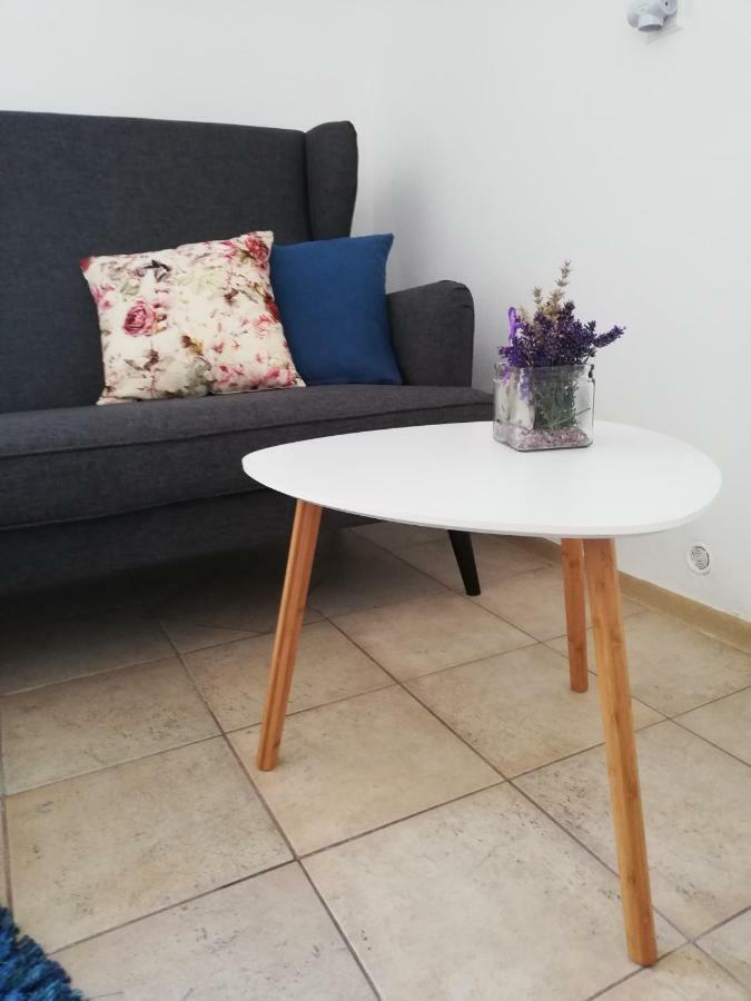 Apartman Julrich Vrbov Exteriér fotografie