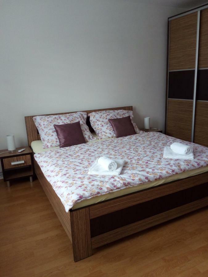 Apartman Julrich Vrbov Exteriér fotografie