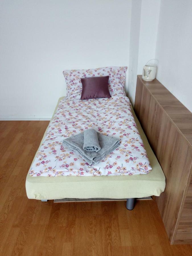 Apartman Julrich Vrbov Exteriér fotografie